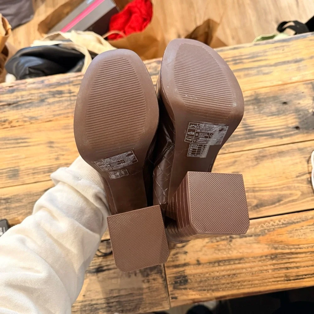 Forever 21 Chocolate Croc Heeled Boots - Picture 5 of 6